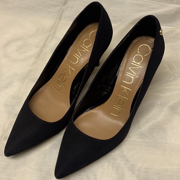 Calvin Klein Heels Black Like New - Picture 1 of 6